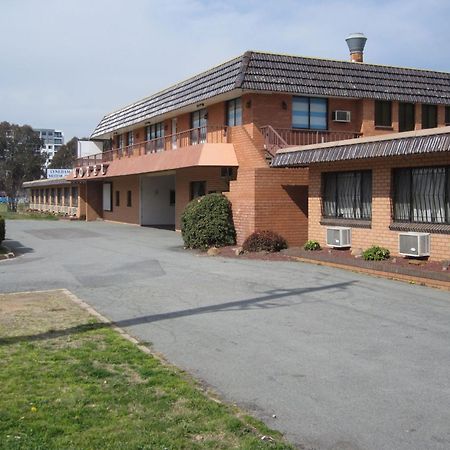 Canberra Lyneham Motor Inn Екстериор снимка