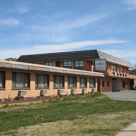 Canberra Lyneham Motor Inn Екстериор снимка