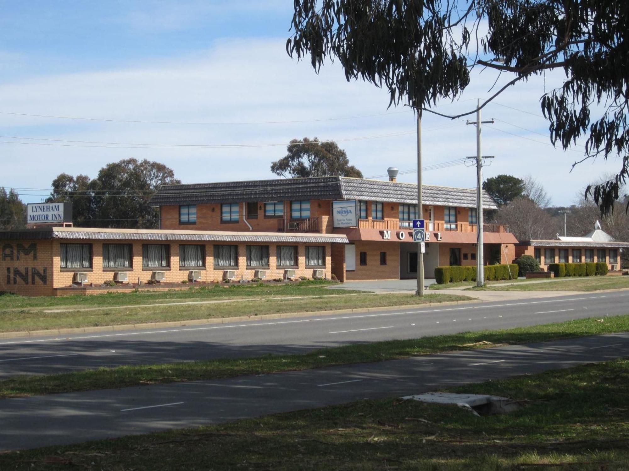Canberra Lyneham Motor Inn Екстериор снимка